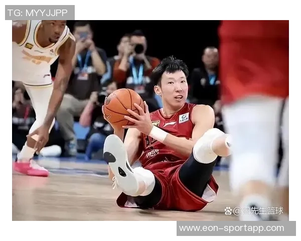 周琦半场强势表现内线统治力显现贡献7分5篮板助力球队奋勇争先