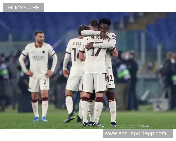 达尼洛成历史首位双冠王者夺得欧冠与南美解放者杯双料冠军