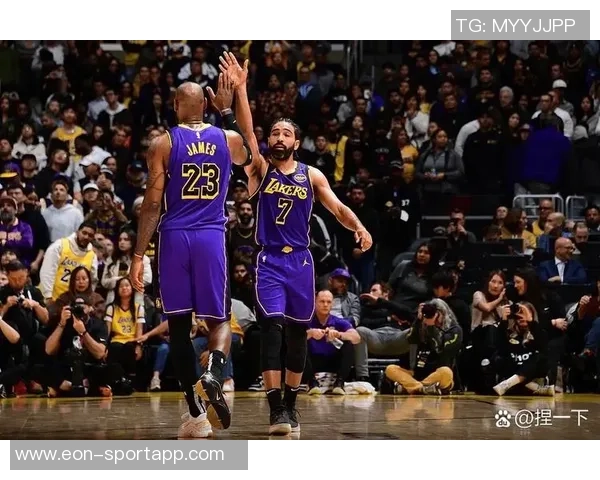 拓记：开拓者赛季初对决湖人詹姆斯缺席可能性分析