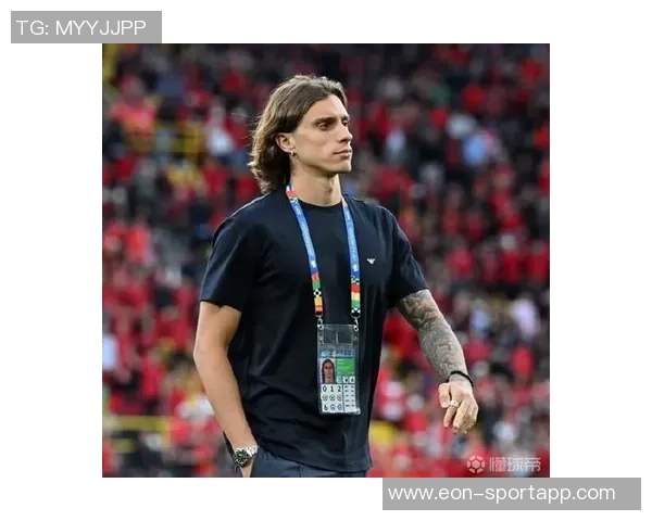 斯基拉报道富安健洋即将自由转会阿贾克斯只待体检完成